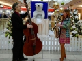 Verkausoffener Sonntag Spandau Arcaden mit dem WalkAct Duo BarWeaver